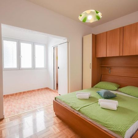 Apartmani Fistanic-Joskic มาคาร์สกา ภายนอก รูปภาพ