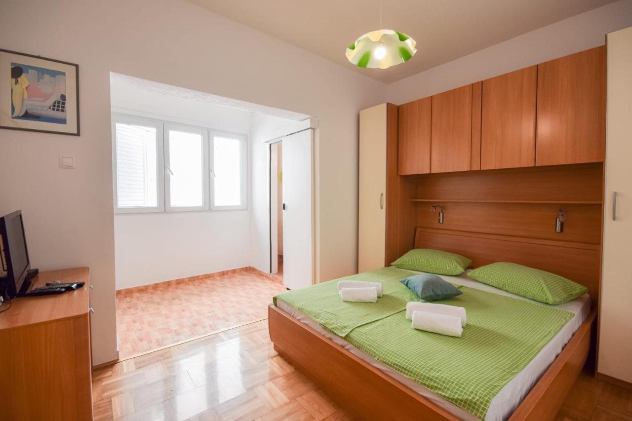 Apartmani Fistanic-Joskic มาคาร์สกา ภายนอก รูปภาพ