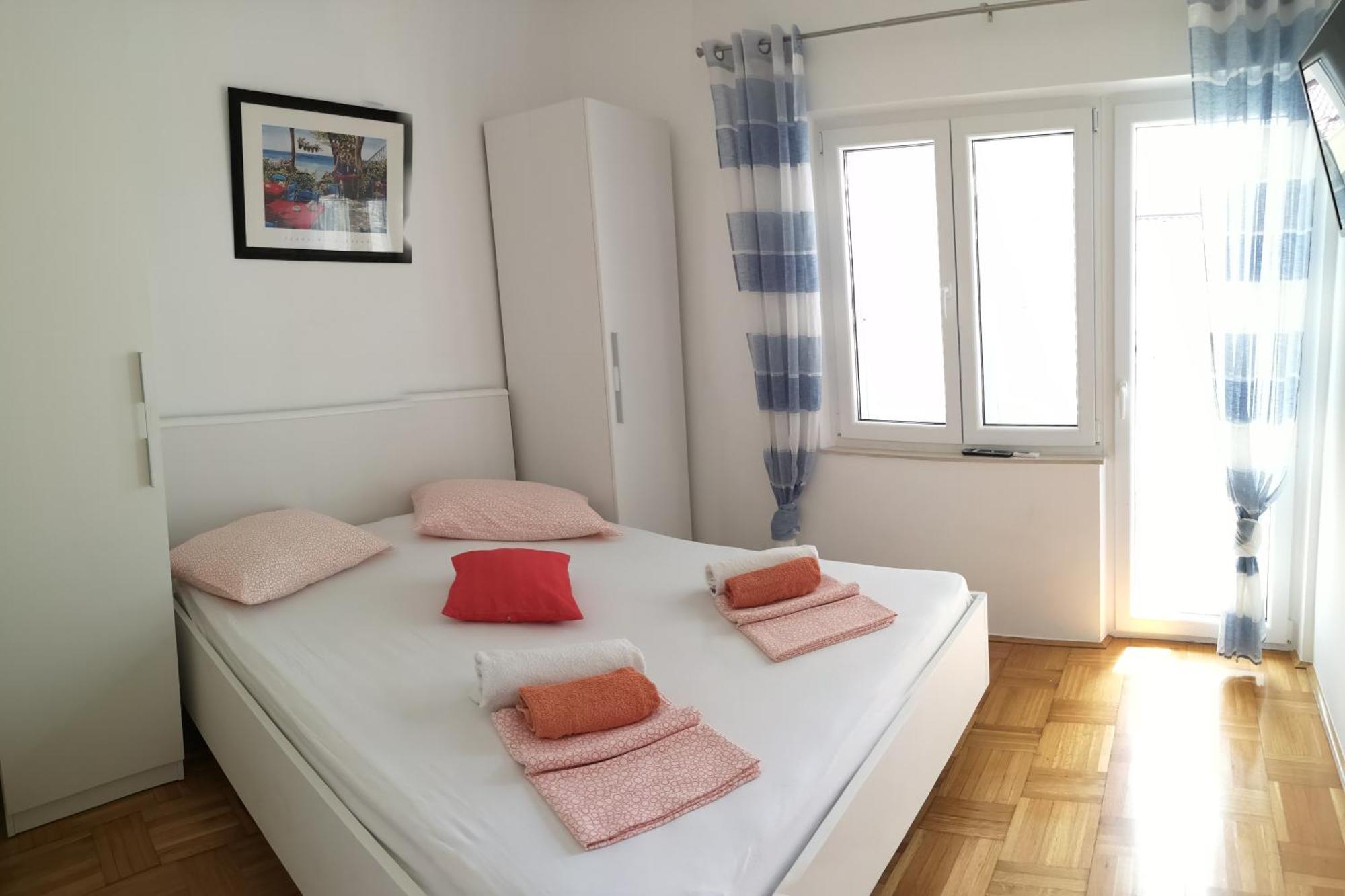 Apartmani Fistanic-Joskic มาคาร์สกา ภายนอก รูปภาพ